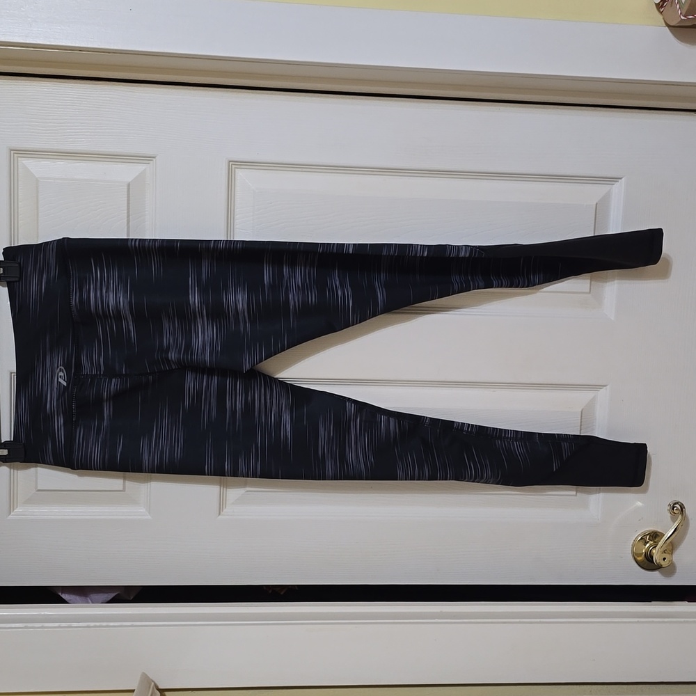 ProplayerWomen's Black and Gray Intimate Leggings